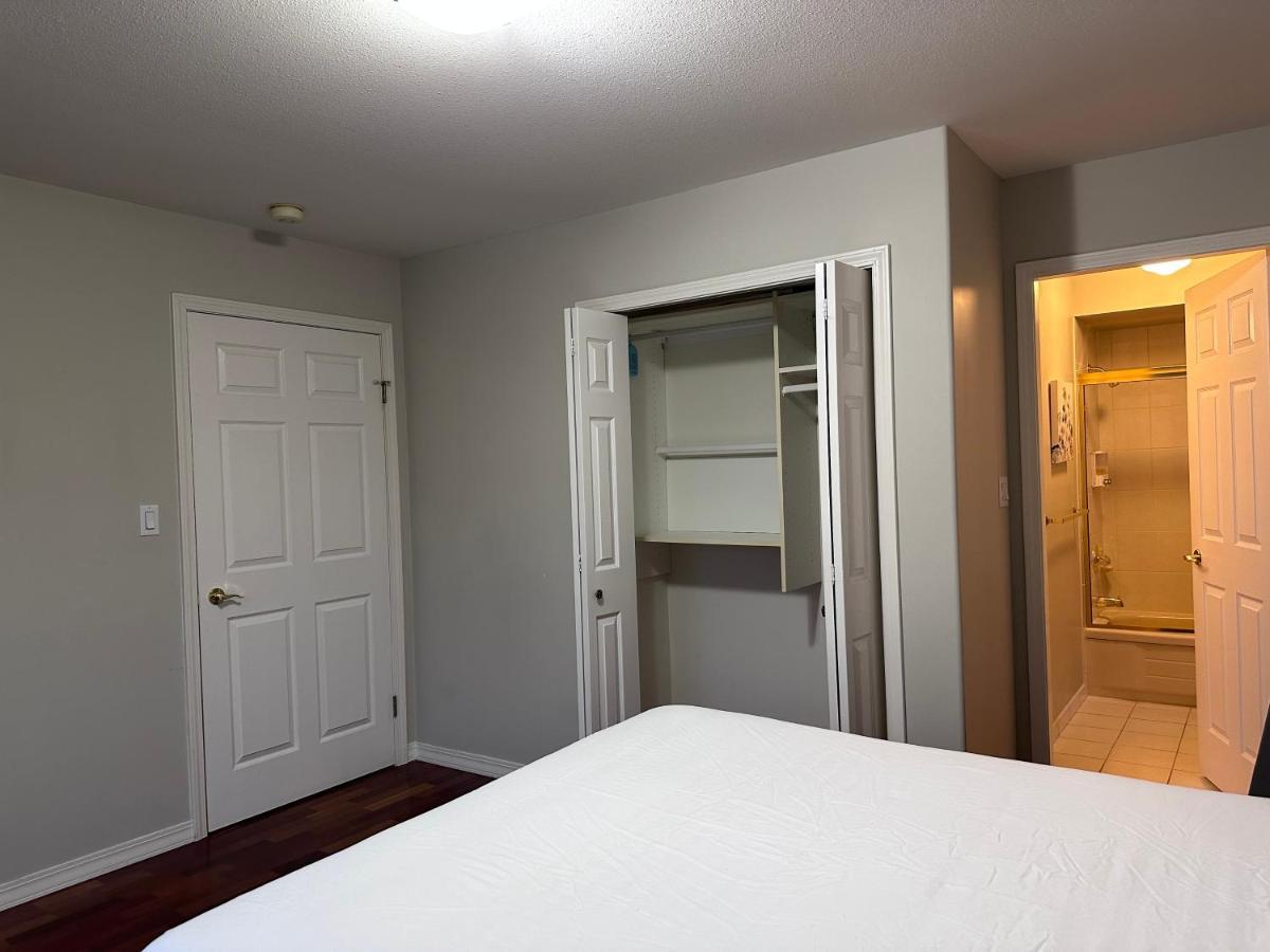 C And D Cozy Bedroom バンクーバー エクステリア 写真